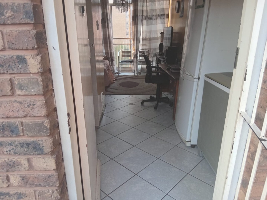 1 Bedroom Property for Sale in Pretoria Central Gauteng