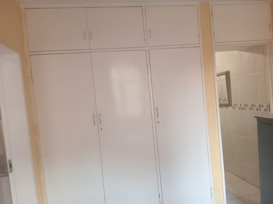 1 Bedroom Property for Sale in Pretoria Central Gauteng