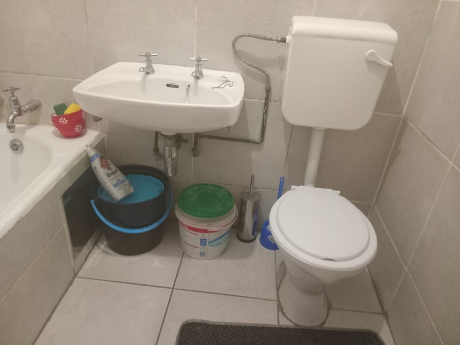 1 Bedroom Property for Sale in Pretoria Central Gauteng