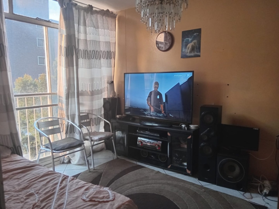 1 Bedroom Property for Sale in Pretoria Central Gauteng