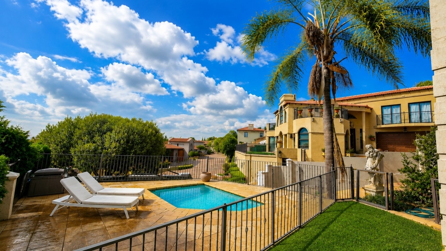 3 Bedroom Property for Sale in Waterkloof Ridge Gauteng