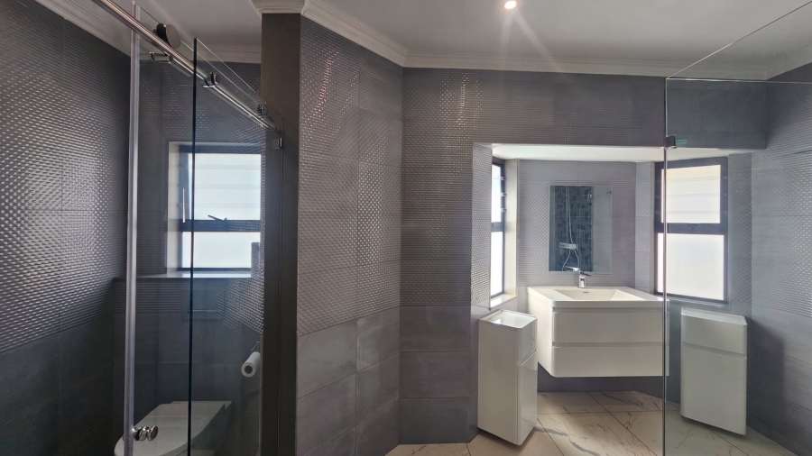 3 Bedroom Property for Sale in Waterkloof Ridge Gauteng