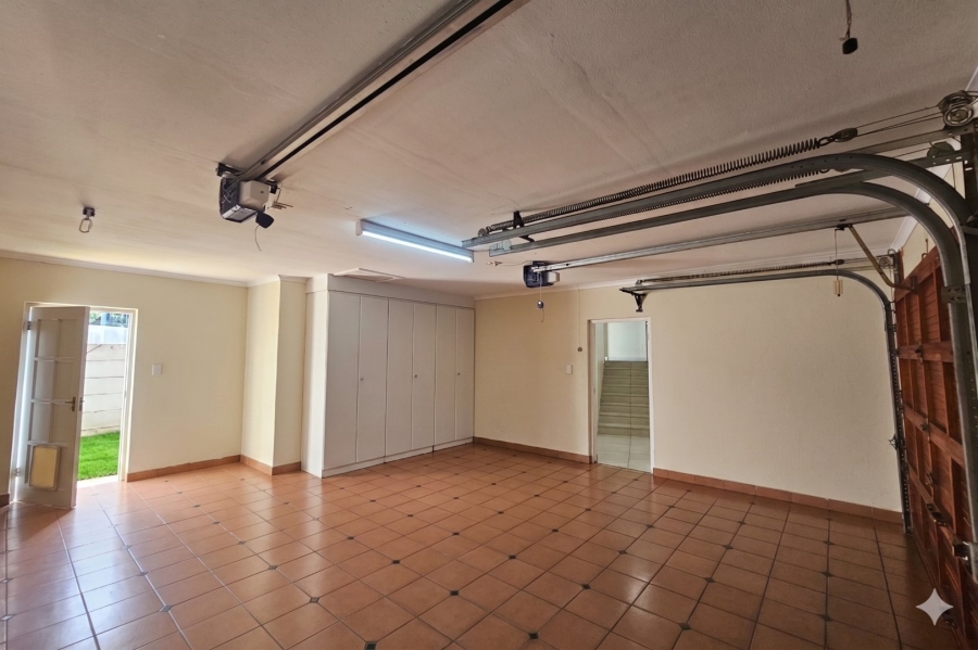 3 Bedroom Property for Sale in Waterkloof Ridge Gauteng