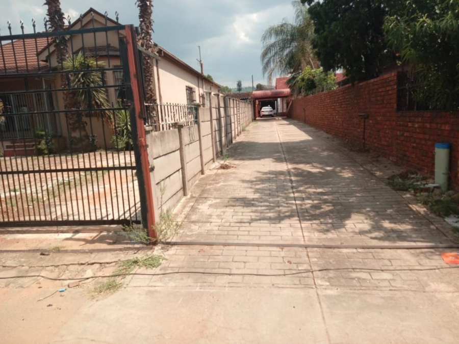 11 Bedroom Property for Sale in Pretoria West Gauteng