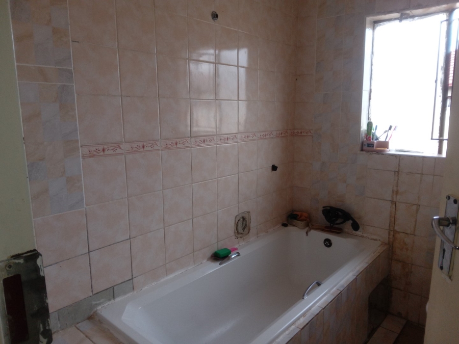 3 Bedroom Property for Sale in Philip Nel Park Gauteng