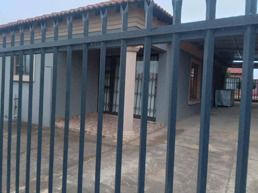 3 Bedroom Property for Sale in Philip Nel Park Gauteng