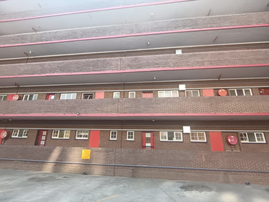 2 Bedroom Property for Sale in Pretoria Central Gauteng