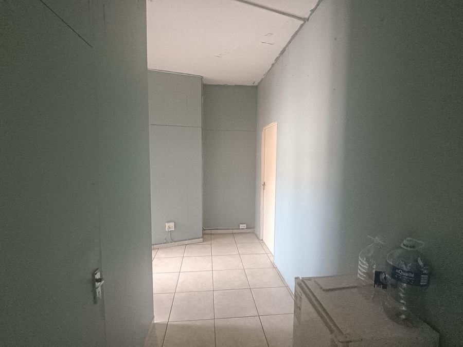 2 Bedroom Property for Sale in Pretoria Central Gauteng