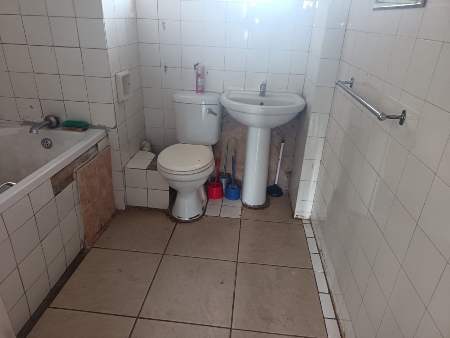 2 Bedroom Property for Sale in Pretoria Central Gauteng