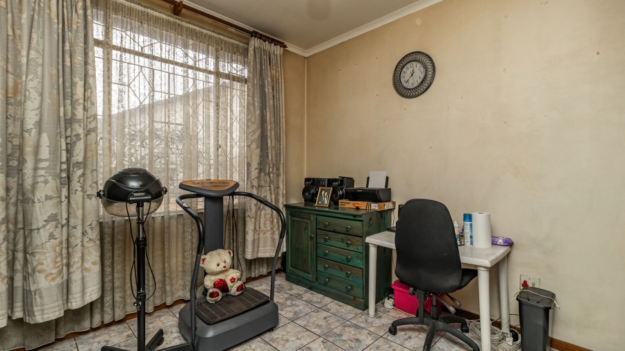3 Bedroom Property for Sale in De Wetshof Gauteng
