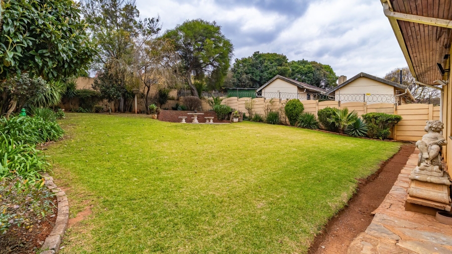 3 Bedroom Property for Sale in De Wetshof Gauteng