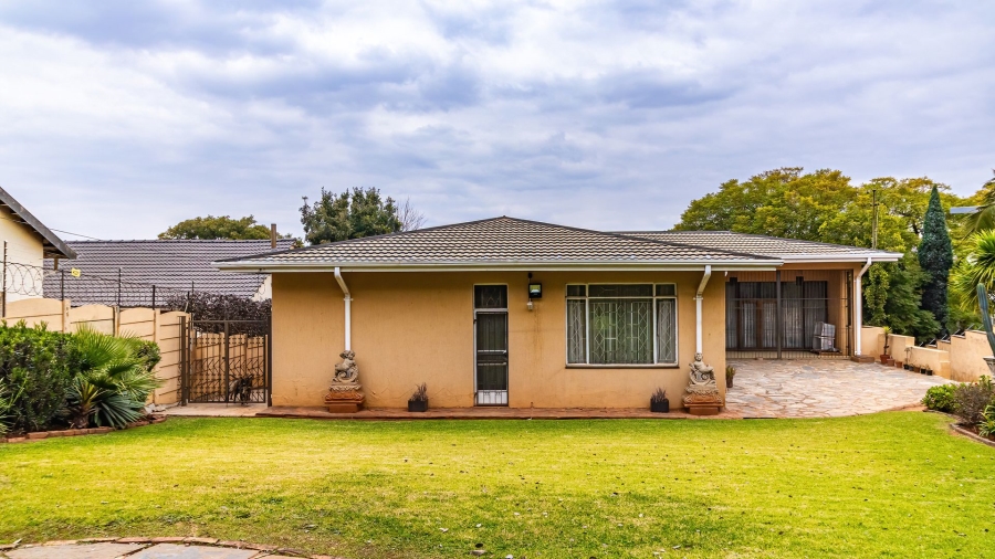 3 Bedroom Property for Sale in De Wetshof Gauteng