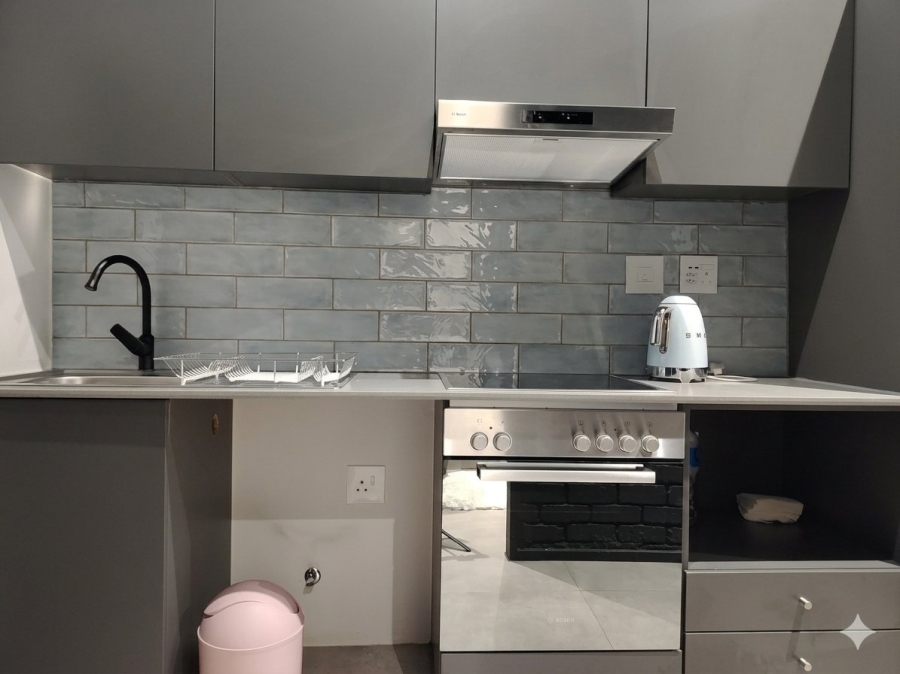 1 Bedroom Property for Sale in Sandton Central Gauteng