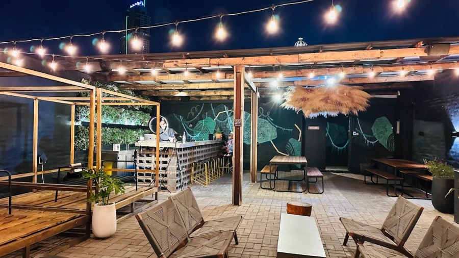 1 Bedroom Property for Sale in Sandton Central Gauteng