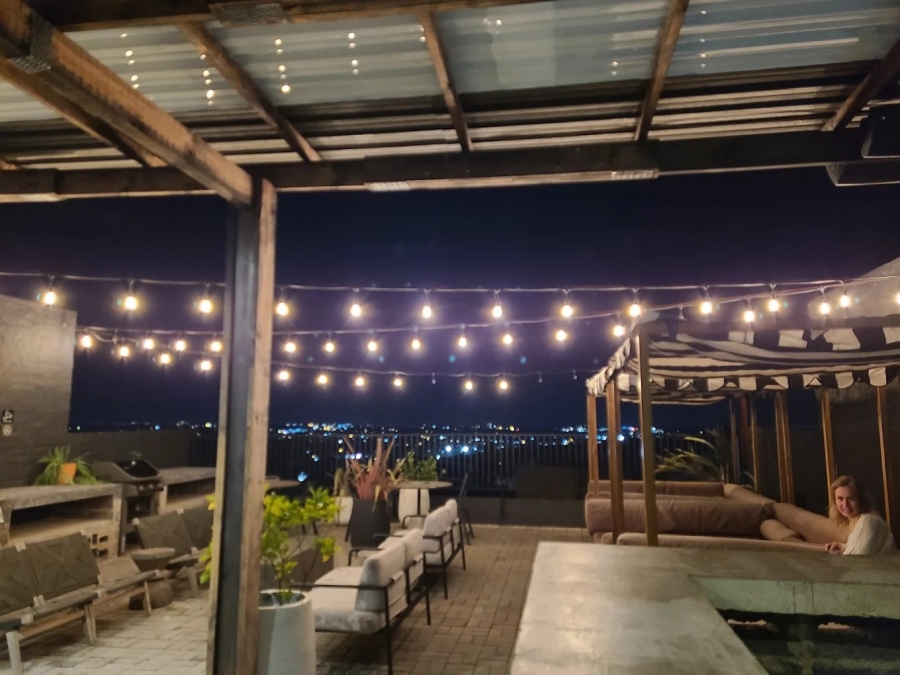 1 Bedroom Property for Sale in Sandton Central Gauteng