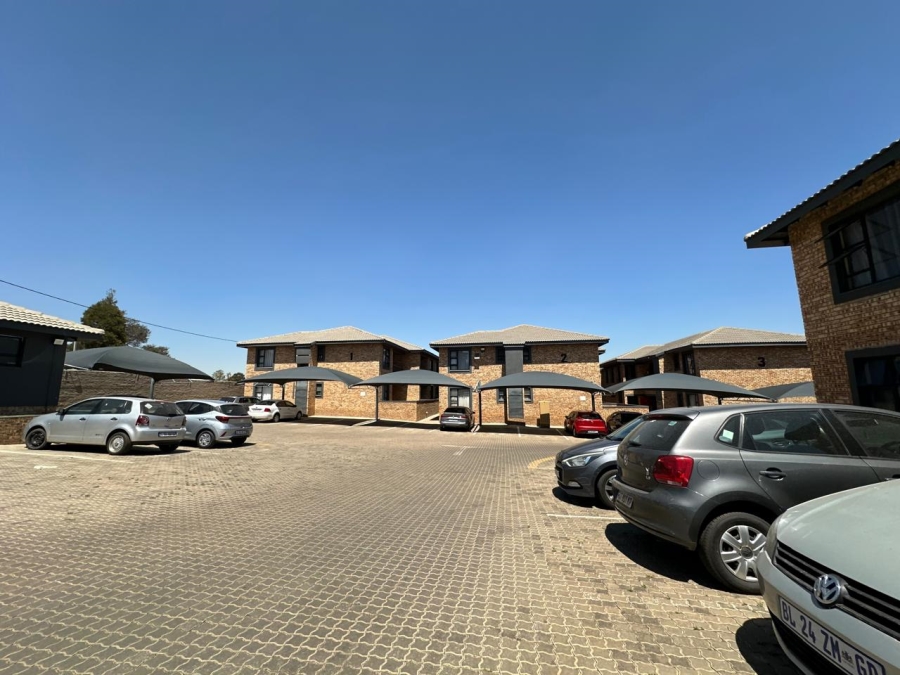 2 Bedroom Property for Sale in Rynfield A H Gauteng