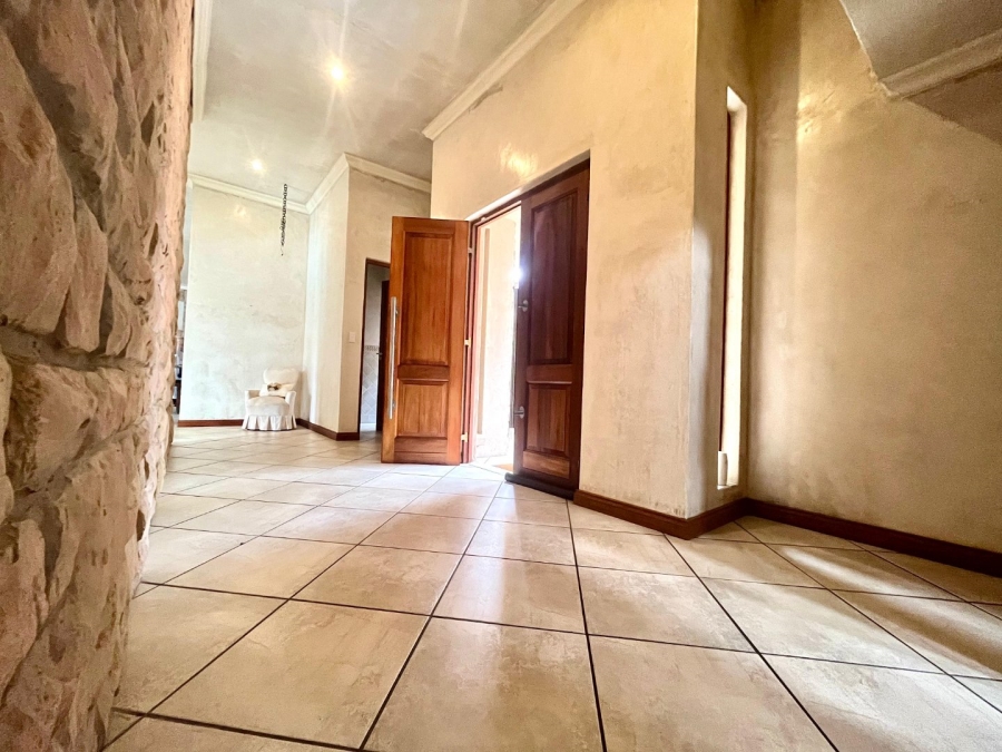 3 Bedroom Property for Sale in Eldoraigne Gauteng