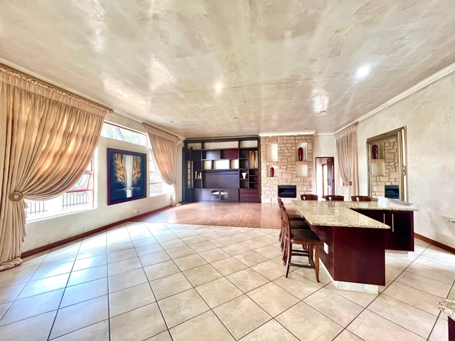 3 Bedroom Property for Sale in Eldoraigne Gauteng