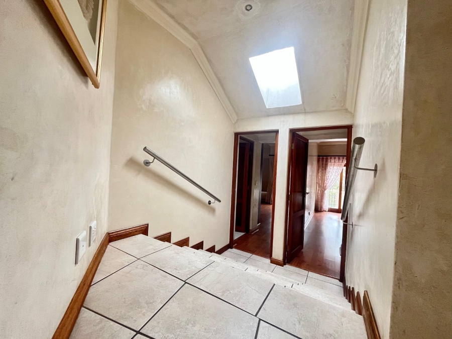 3 Bedroom Property for Sale in Eldoraigne Gauteng