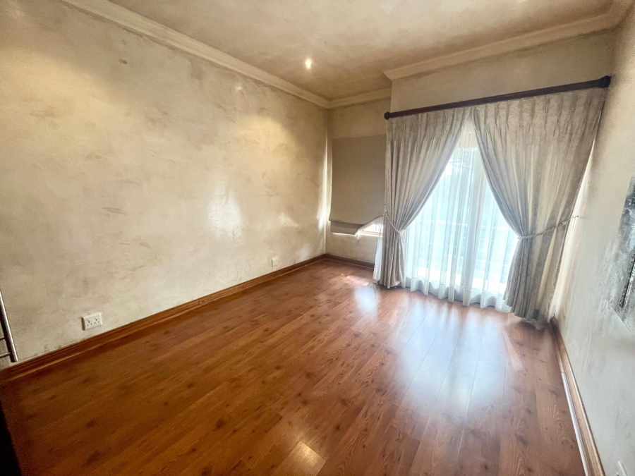 3 Bedroom Property for Sale in Eldoraigne Gauteng