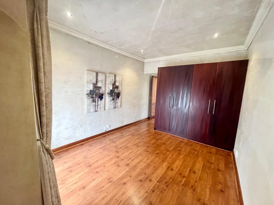 3 Bedroom Property for Sale in Eldoraigne Gauteng