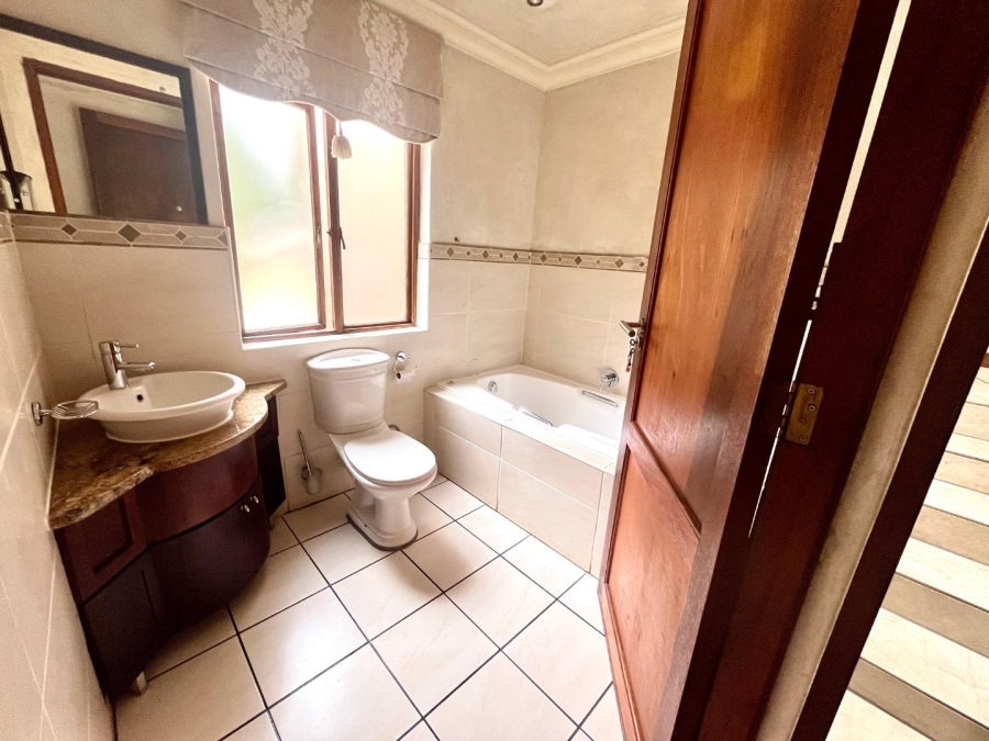 3 Bedroom Property for Sale in Eldoraigne Gauteng