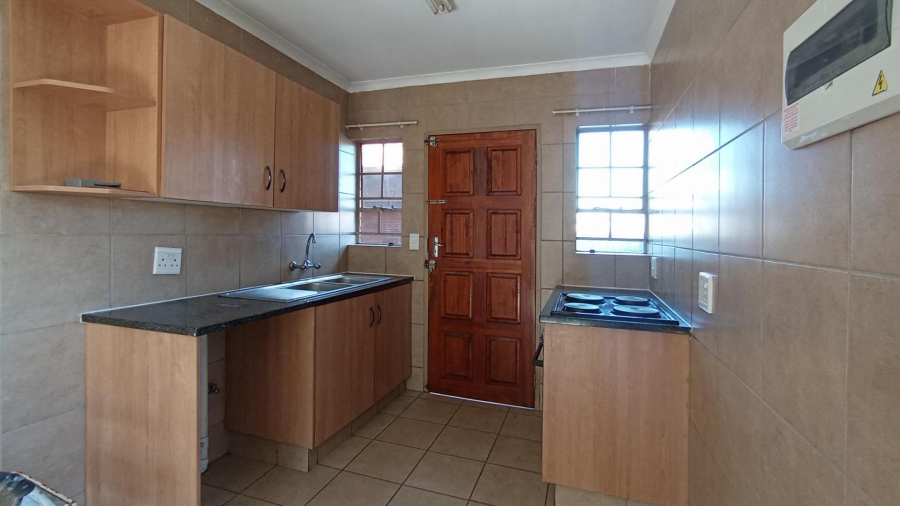 3 Bedroom Property for Sale in Olievenhoutbosch Gauteng