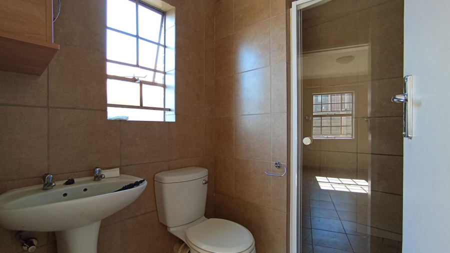 3 Bedroom Property for Sale in Olievenhoutbosch Gauteng