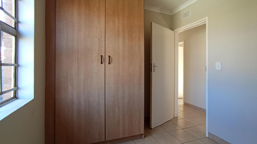 3 Bedroom Property for Sale in Olievenhoutbosch Gauteng