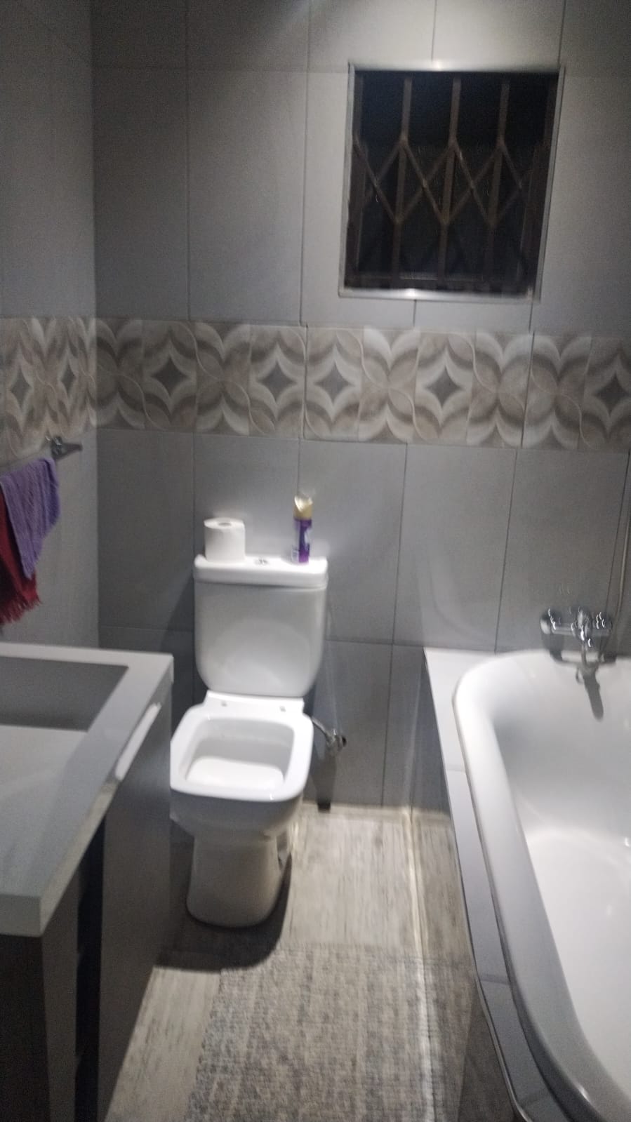 3 Bedroom Property for Sale in Etwatwa Gauteng
