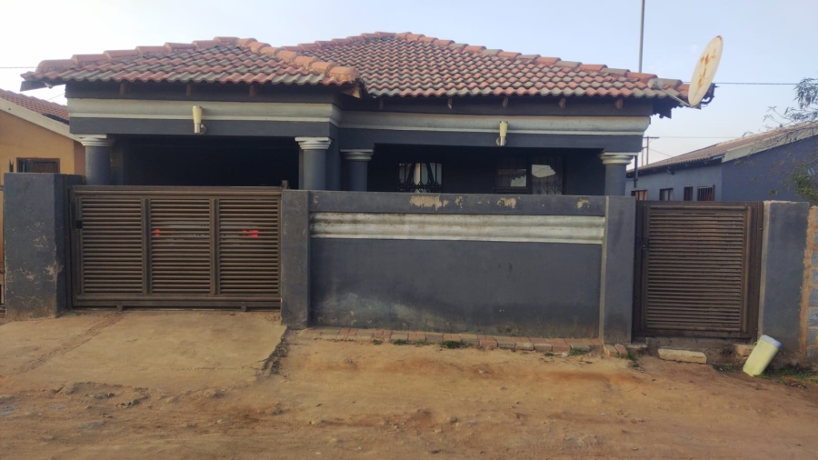 3 Bedroom Property for Sale in Etwatwa Gauteng