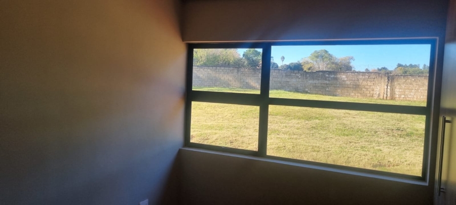 To Let 2 Bedroom Property for Rent in Raslouw Gauteng