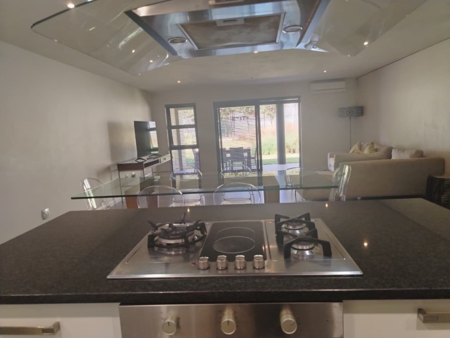 To Let 2 Bedroom Property for Rent in Sandton Central Gauteng