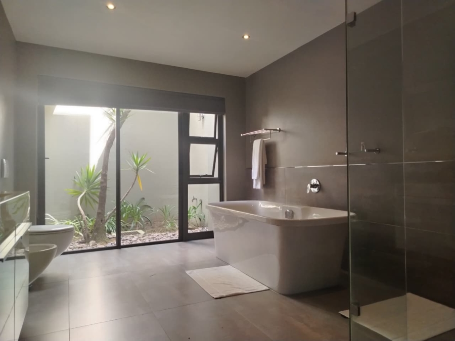 To Let 2 Bedroom Property for Rent in Sandton Central Gauteng