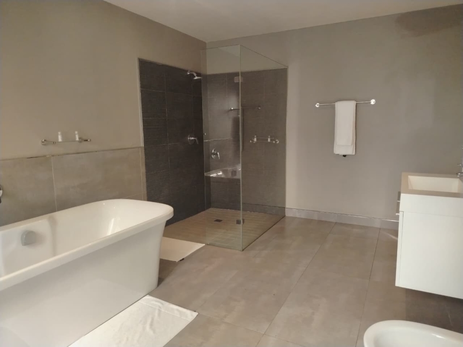 To Let 2 Bedroom Property for Rent in Sandton Central Gauteng