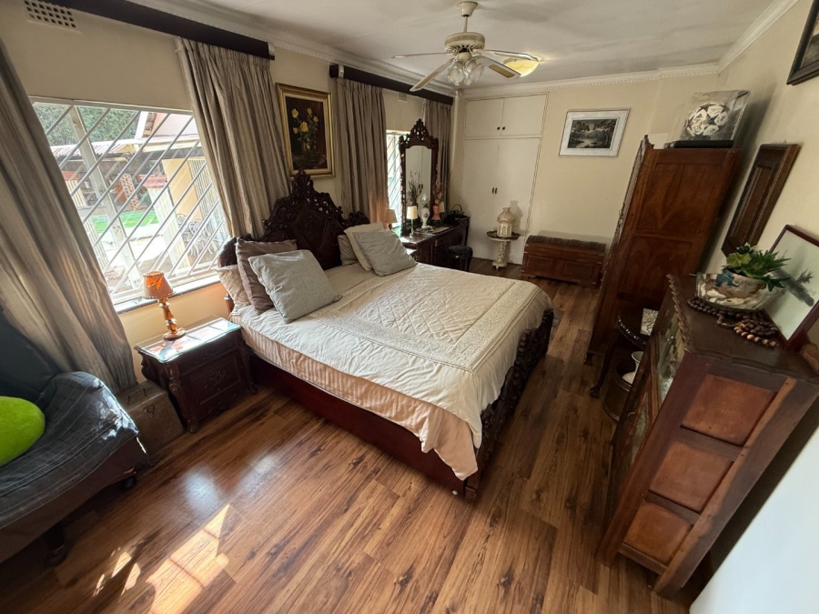 5 Bedroom Property for Sale in Eldoraigne Gauteng