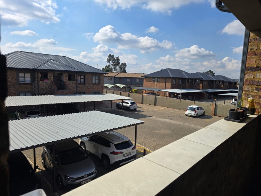 3 Bedroom Property for Sale in Ravenswood Gauteng