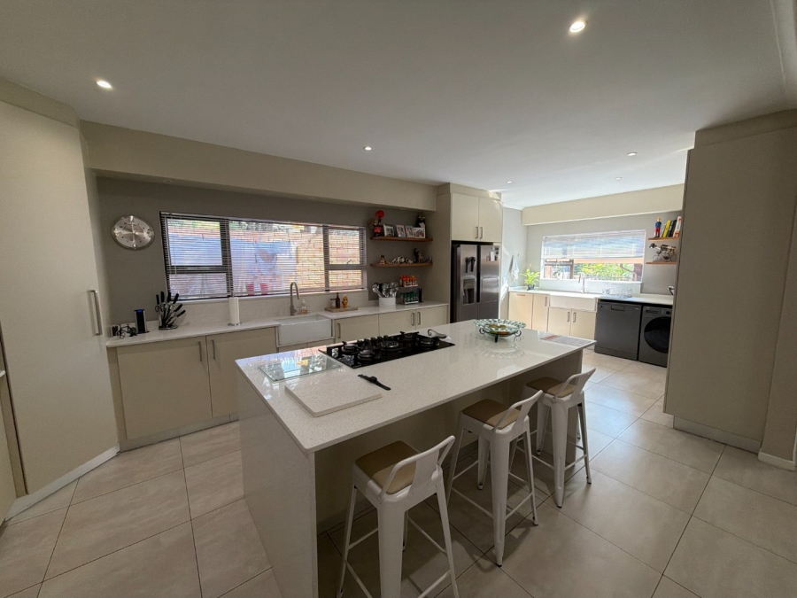 6 Bedroom Property for Sale in Meyersdal Gauteng