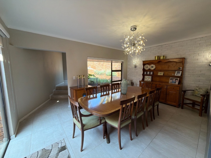 6 Bedroom Property for Sale in Meyersdal Gauteng