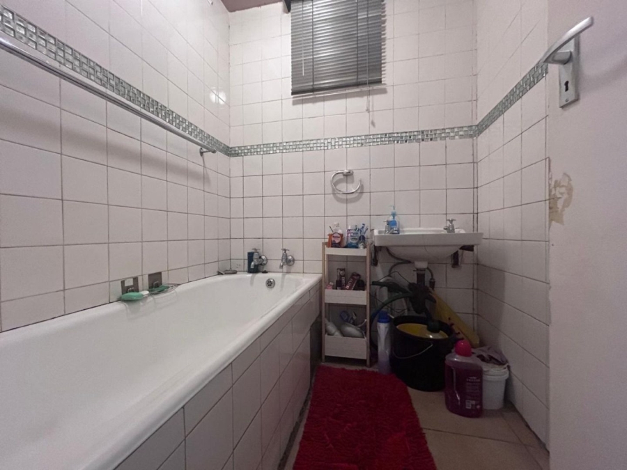 2 Bedroom Property for Sale in Proclamation Hill Gauteng