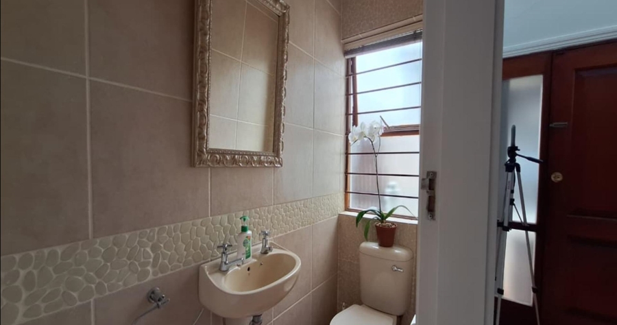 2 Bedroom Property for Sale in Bedfordview Gauteng