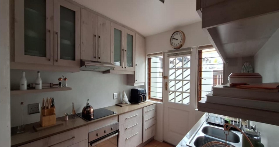 2 Bedroom Property for Sale in Bedfordview Gauteng