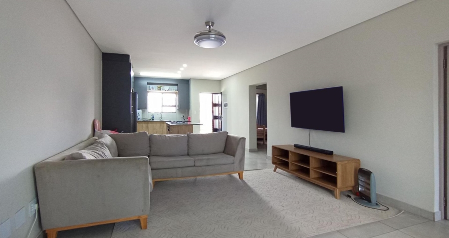 2 Bedroom Property for Sale in Die Hoewes Gauteng