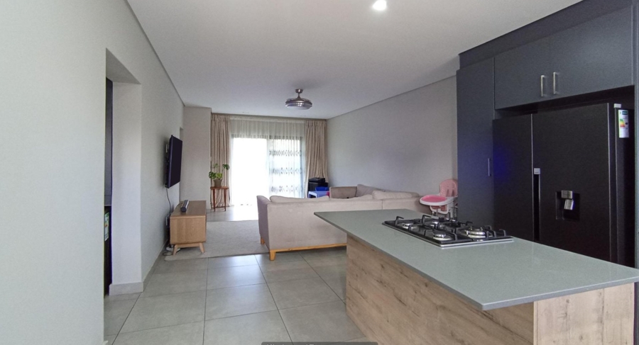 2 Bedroom Property for Sale in Die Hoewes Gauteng