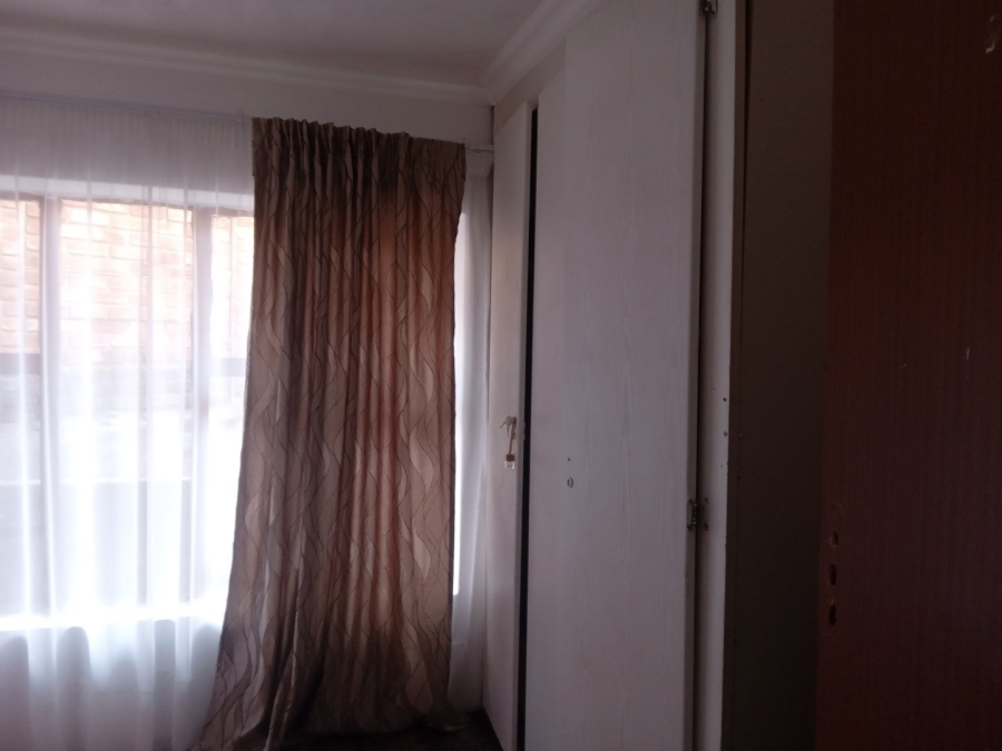 4 Bedroom Property for Sale in Philip Nel Park Gauteng