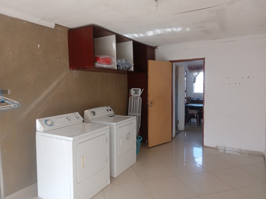 4 Bedroom Property for Sale in Philip Nel Park Gauteng