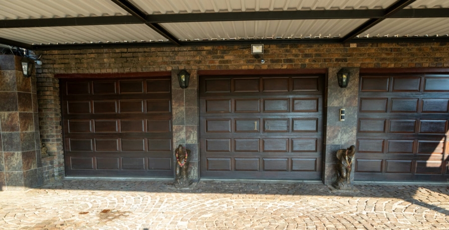  Bedroom Property for Sale in Sunward Park Gauteng