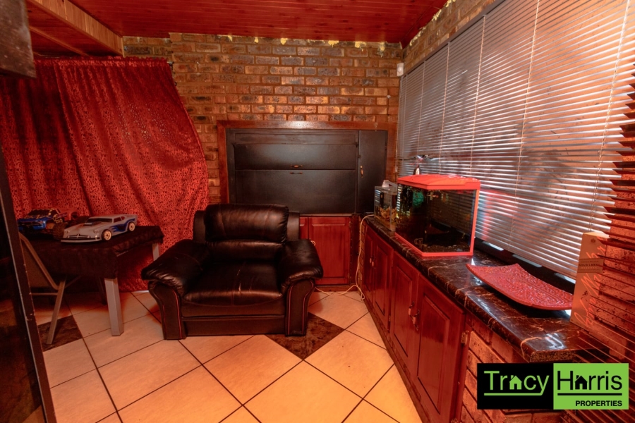  Bedroom Property for Sale in Sunward Park Gauteng