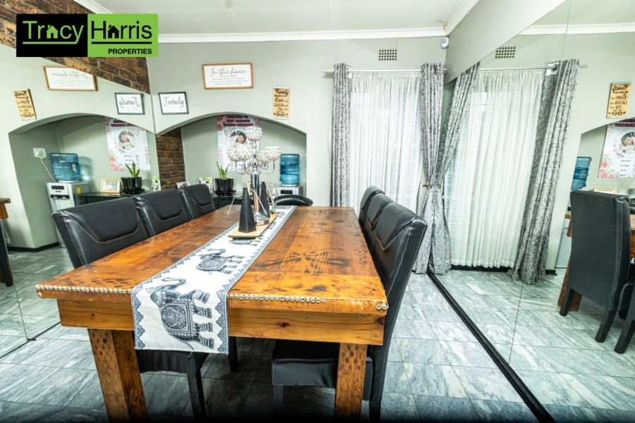  Bedroom Property for Sale in Sunward Park Gauteng