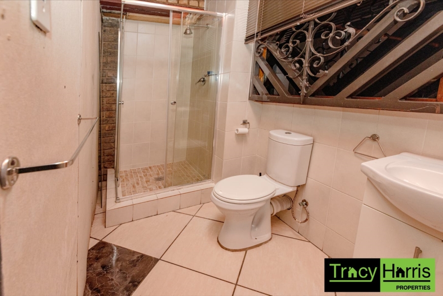  Bedroom Property for Sale in Sunward Park Gauteng